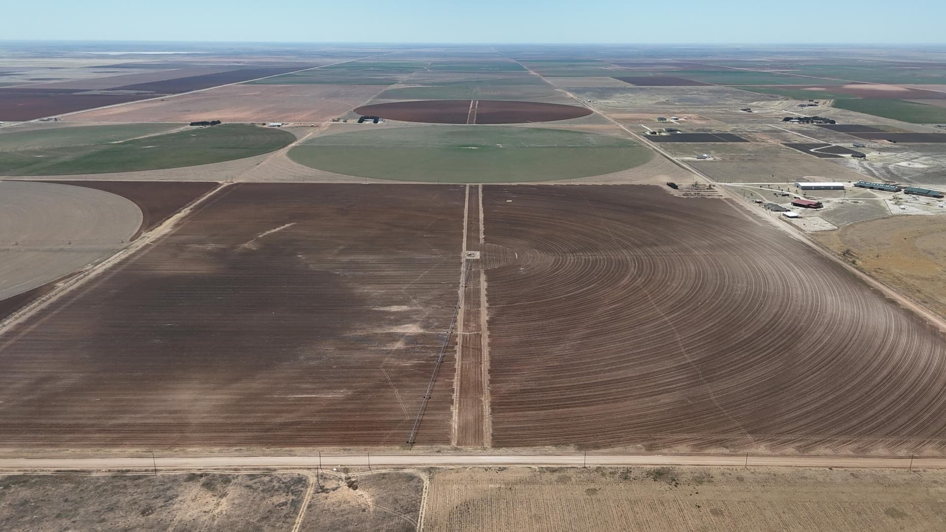 10.01 acres in Lynn County