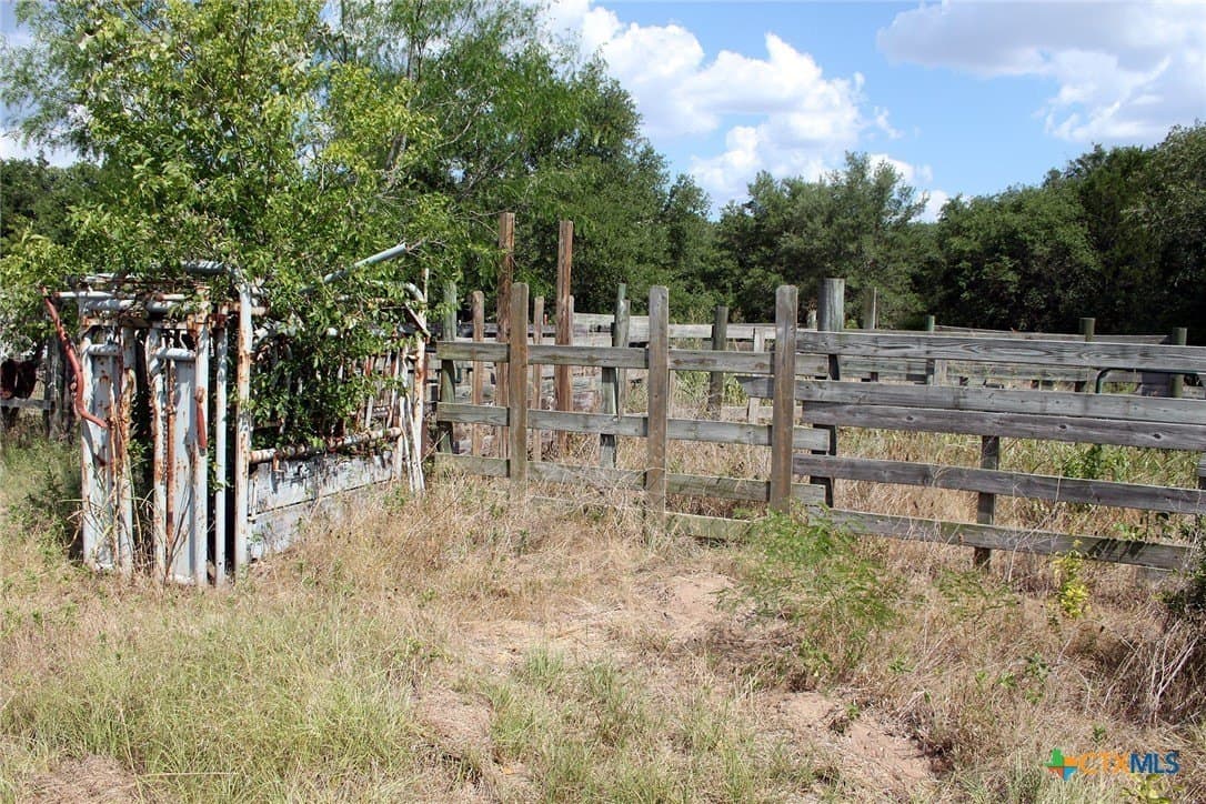 32.71 acres in Caldwell County - photo 24