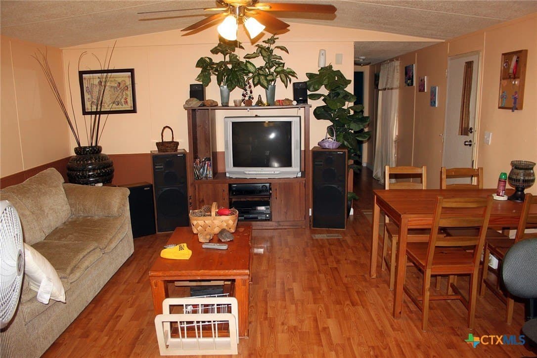 32.71 acres in Caldwell County - photo 4