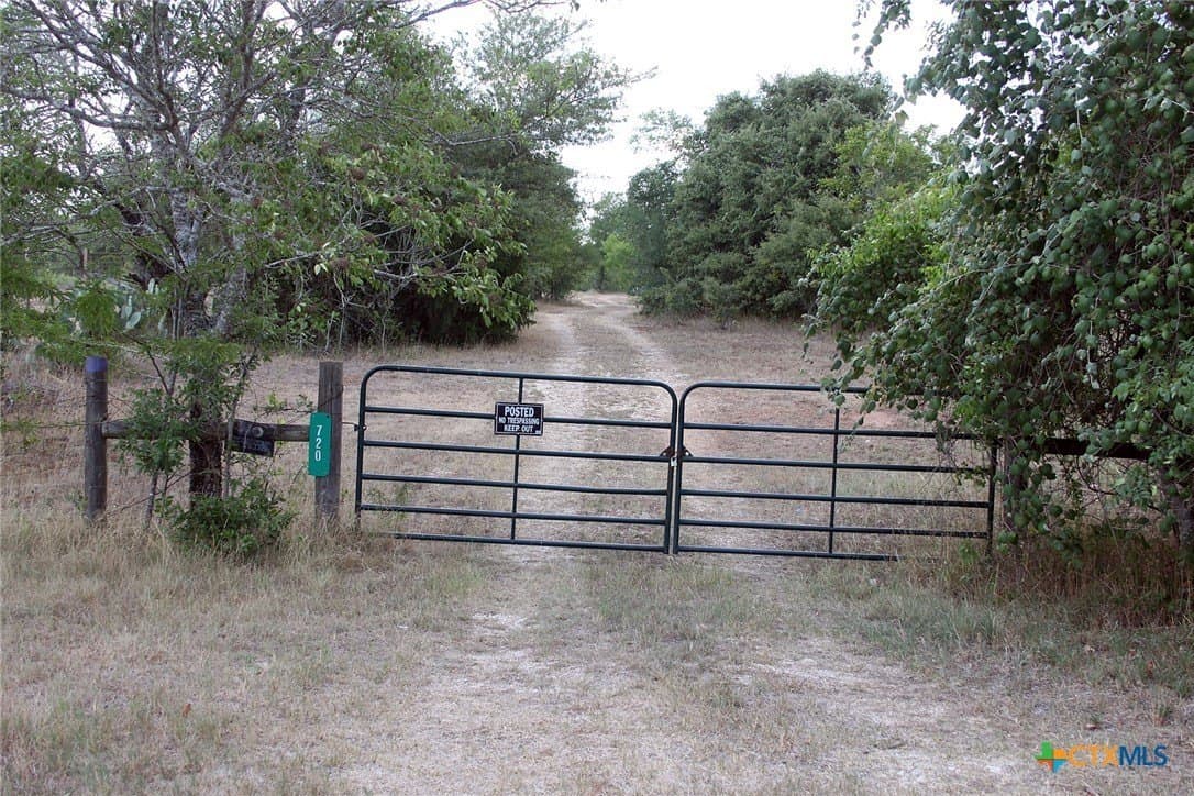 32.71 acres in Caldwell County