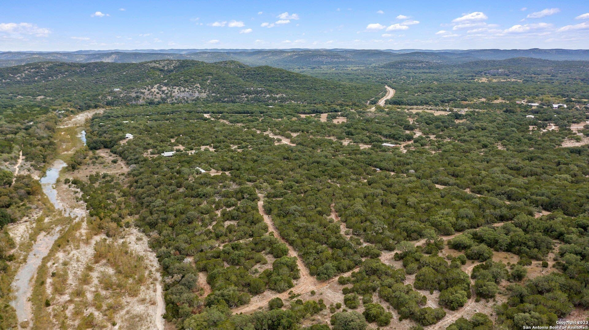 5.34 acres in Uvalde County - photo 11