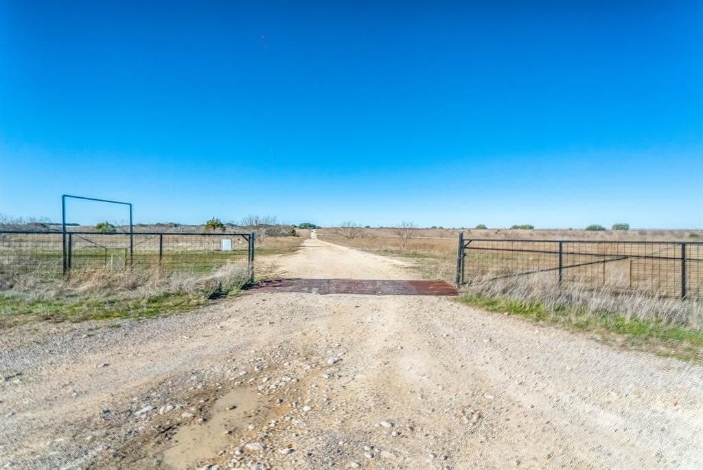 746 acres in Hamilton County gallery image 4