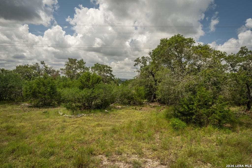 5 acres in Comal County - photo 10