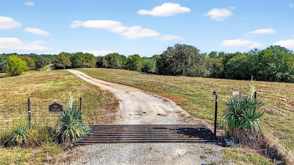 10.82 acres in Grayson County gallery image 2