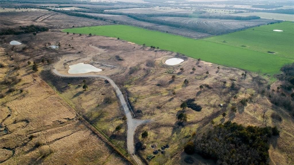 10 acres in Hunt County gallery image 3