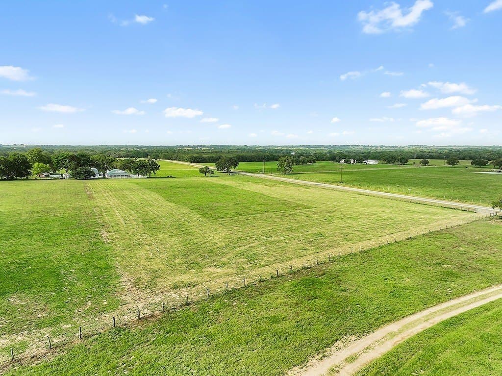 4 acres in Fayette County gallery image 4