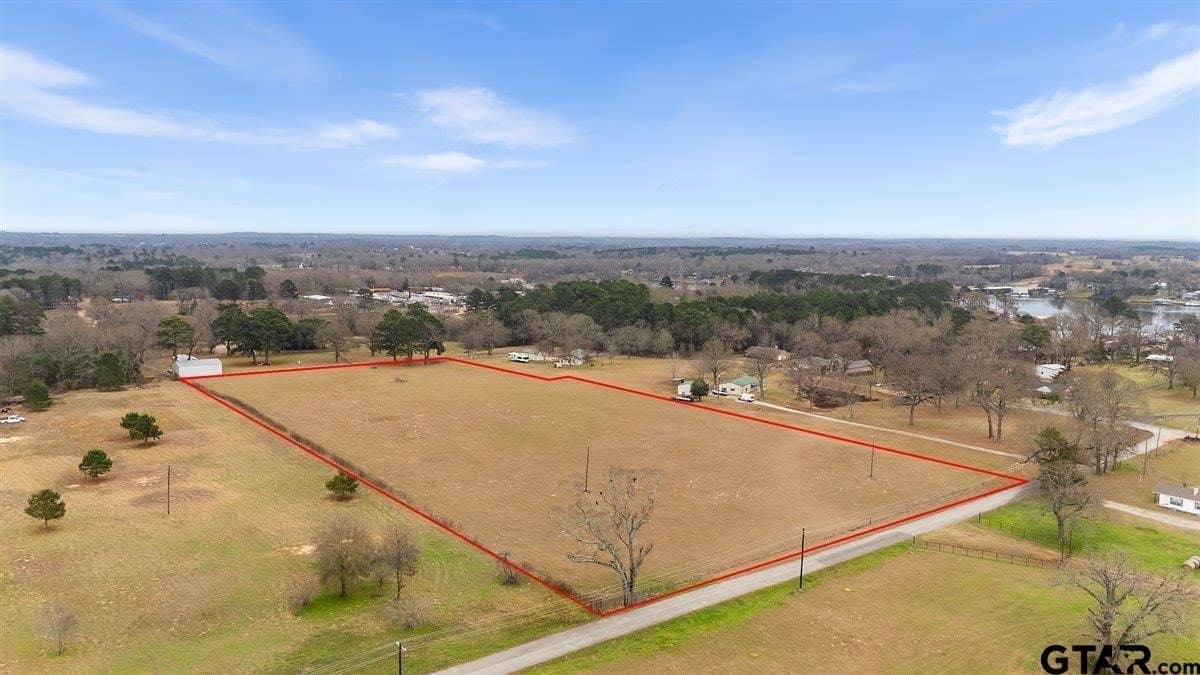 7.89 acres in Smith County featured view