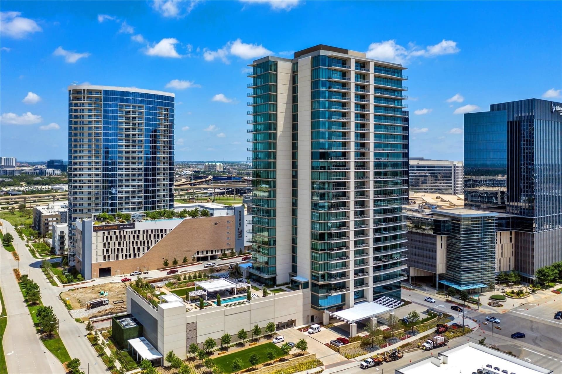 2,000 acres in Collin County