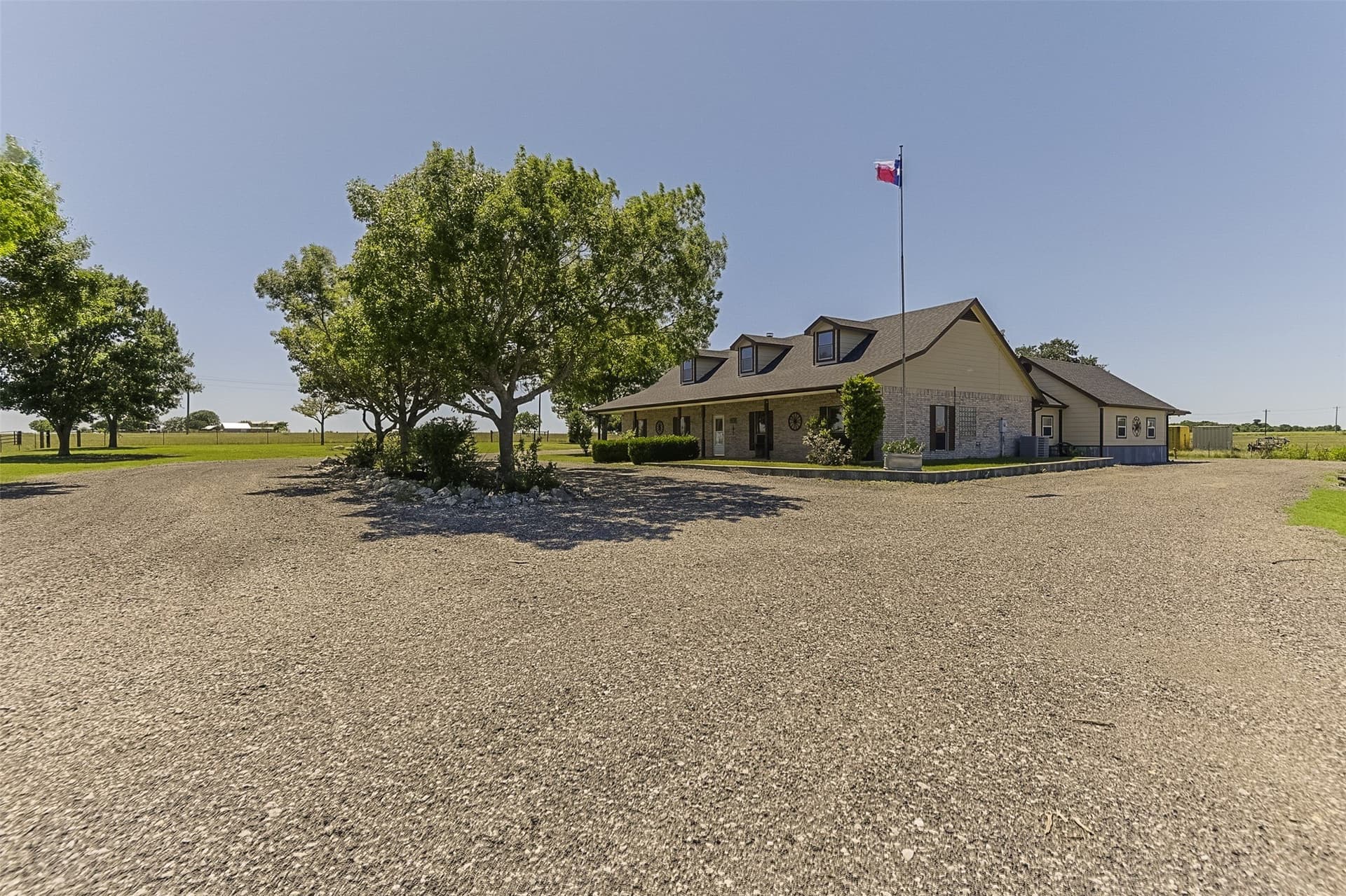 38.38 acres in Ellis County - photo 24