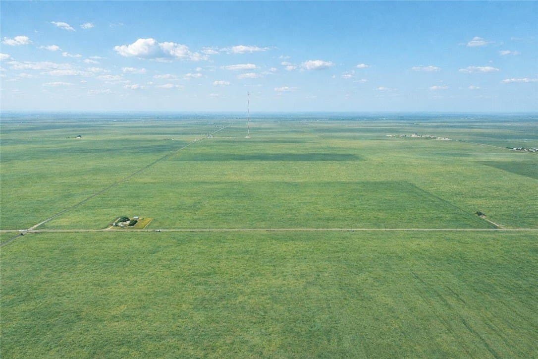 10 acres in Nueces County gallery image 2