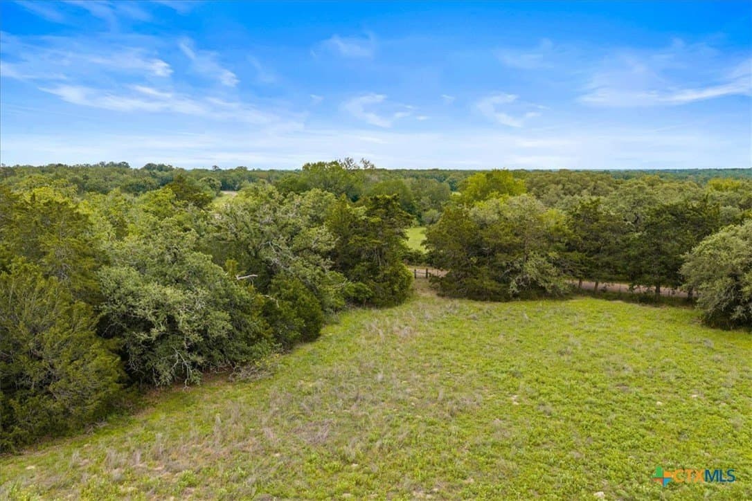 29.98 acres in Fayette County
