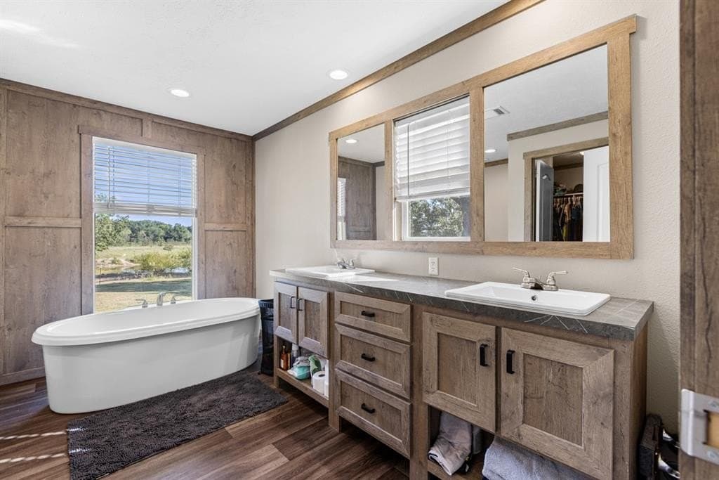 11 acres in Hopkins County gallery image 3