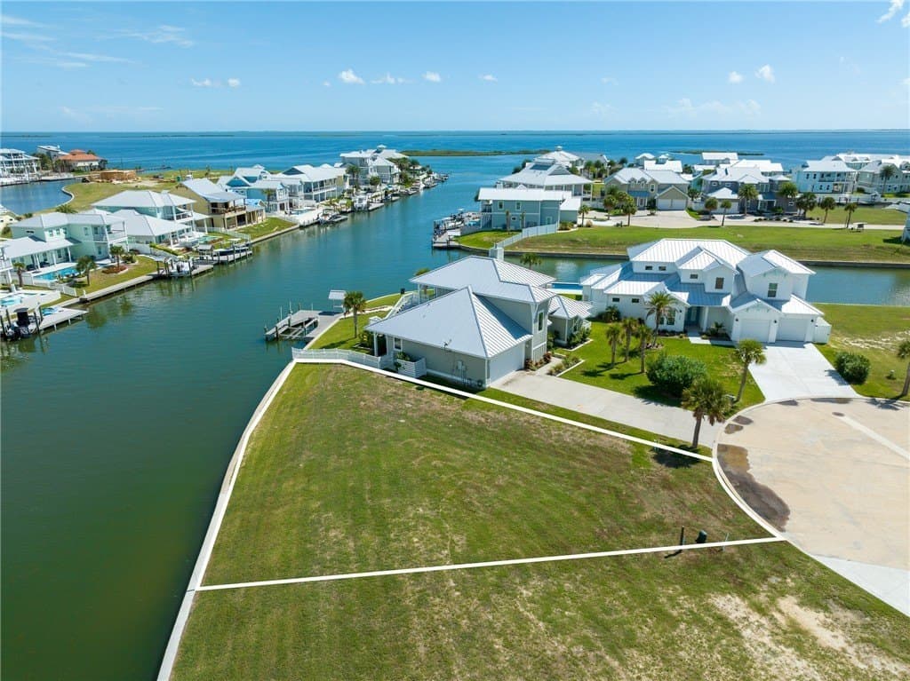 0.16 acres in Aransas County featured view
