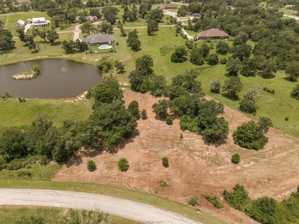 2.3 acres in Grimes County - photo 4
