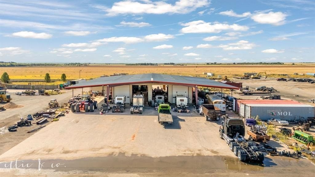 171 acres in Jones County gallery image 4