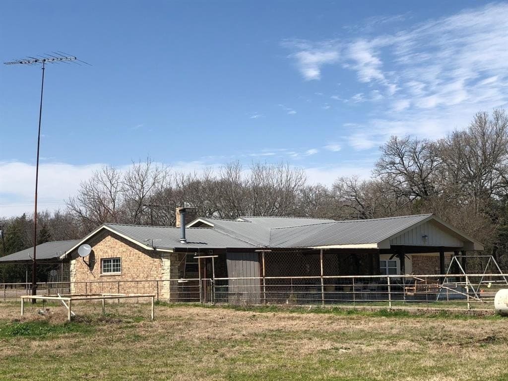 308 acres in Hopkins County gallery image 4