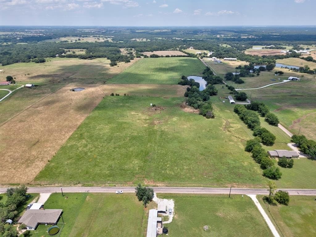 1.4 acres in Grayson County gallery image 3