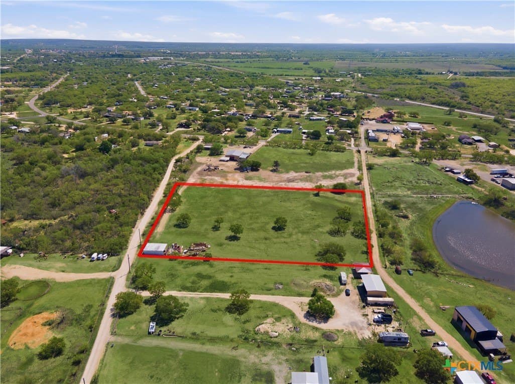 5 acres in Bexar County gallery image 3