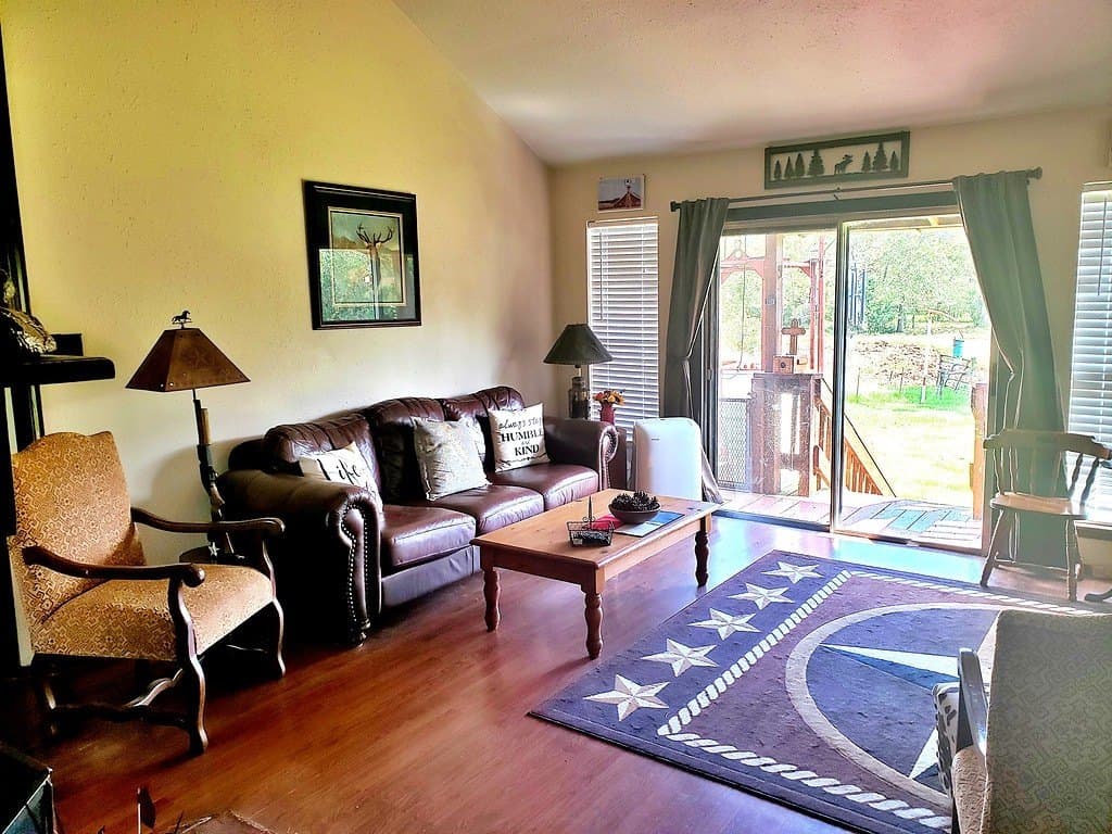 11.39 acres in Colorado County gallery image 3