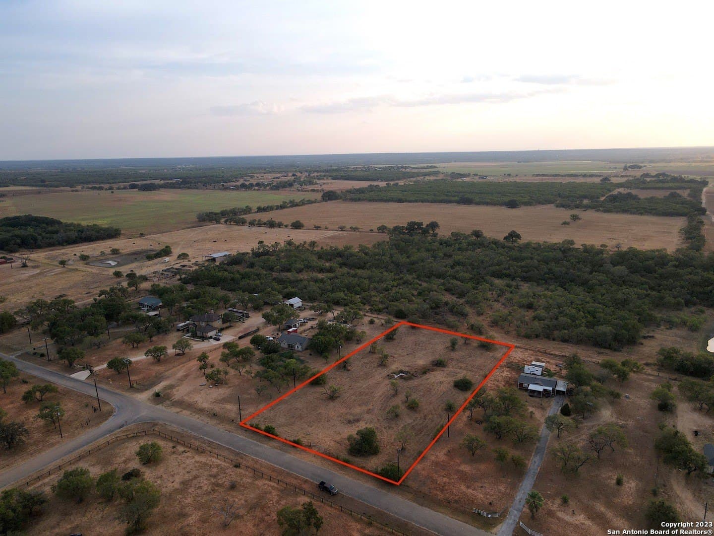 1.84 acres in Atascosa County gallery image 2