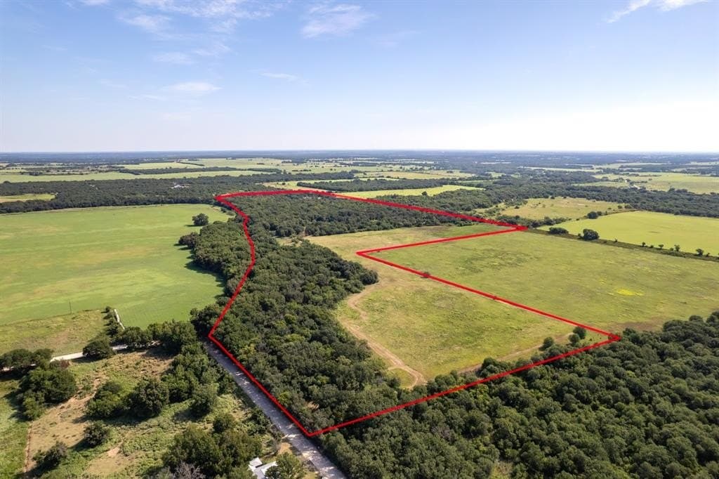 64.02 acres in Comanche County