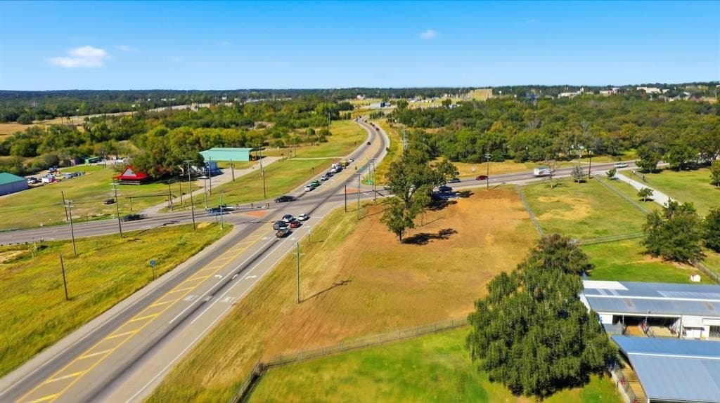 1.26 acres in Parker County gallery image 3