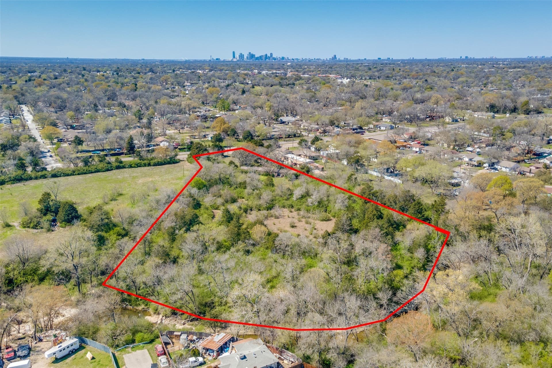 3.81 acres in Dallas County