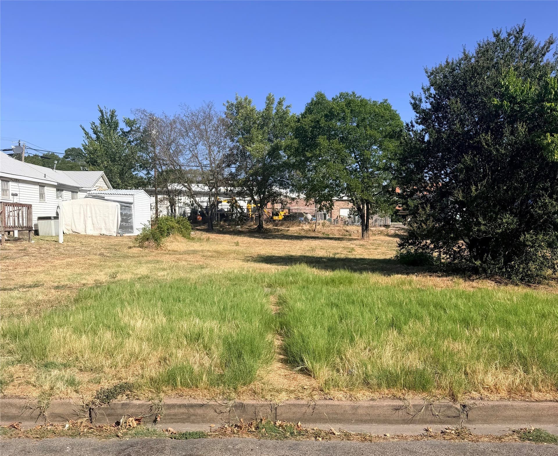 0.13 acres in Ellis County