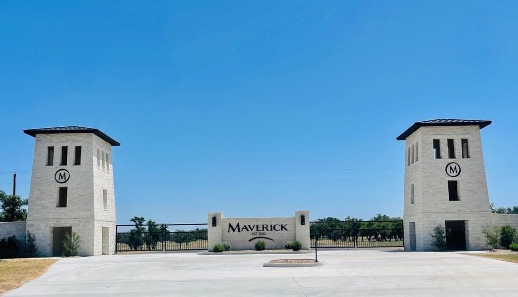 5.1 acres in Gillespie County