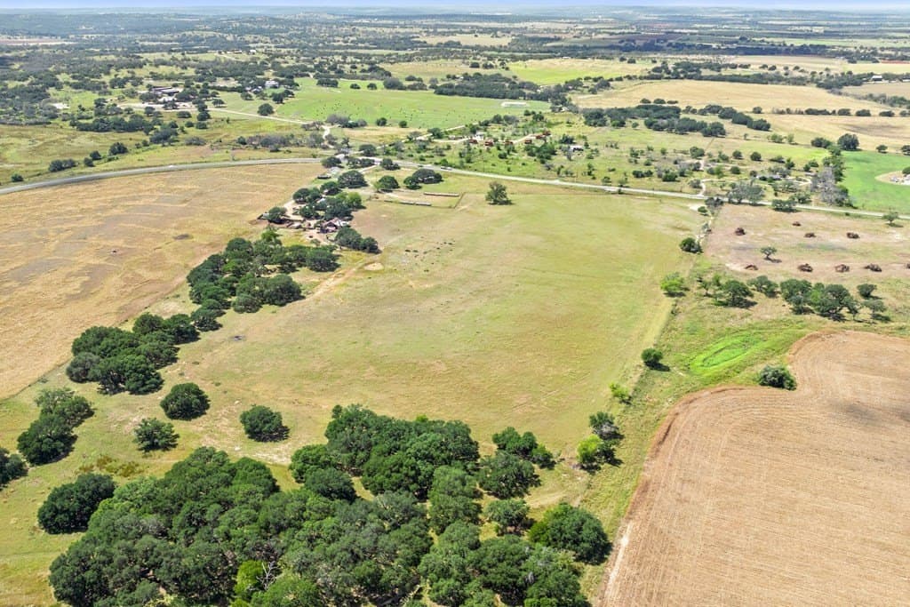 28 acres in Gillespie County gallery image 3