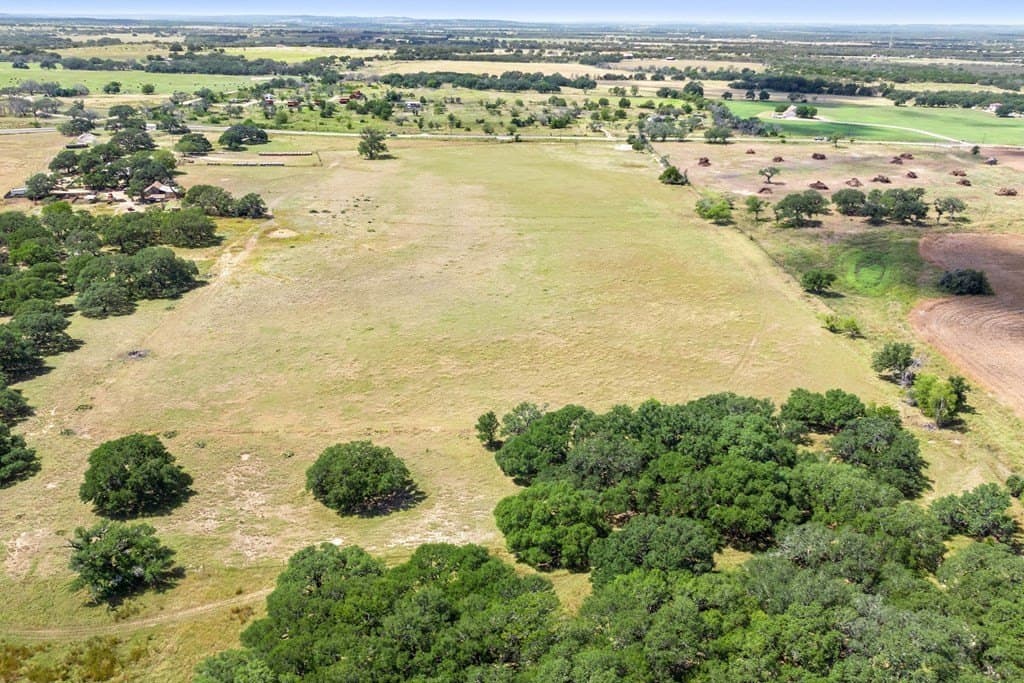 28 acres in Gillespie County gallery image 2