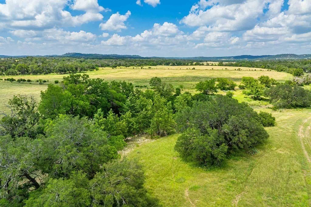 342 acres in Kendall County gallery image 2