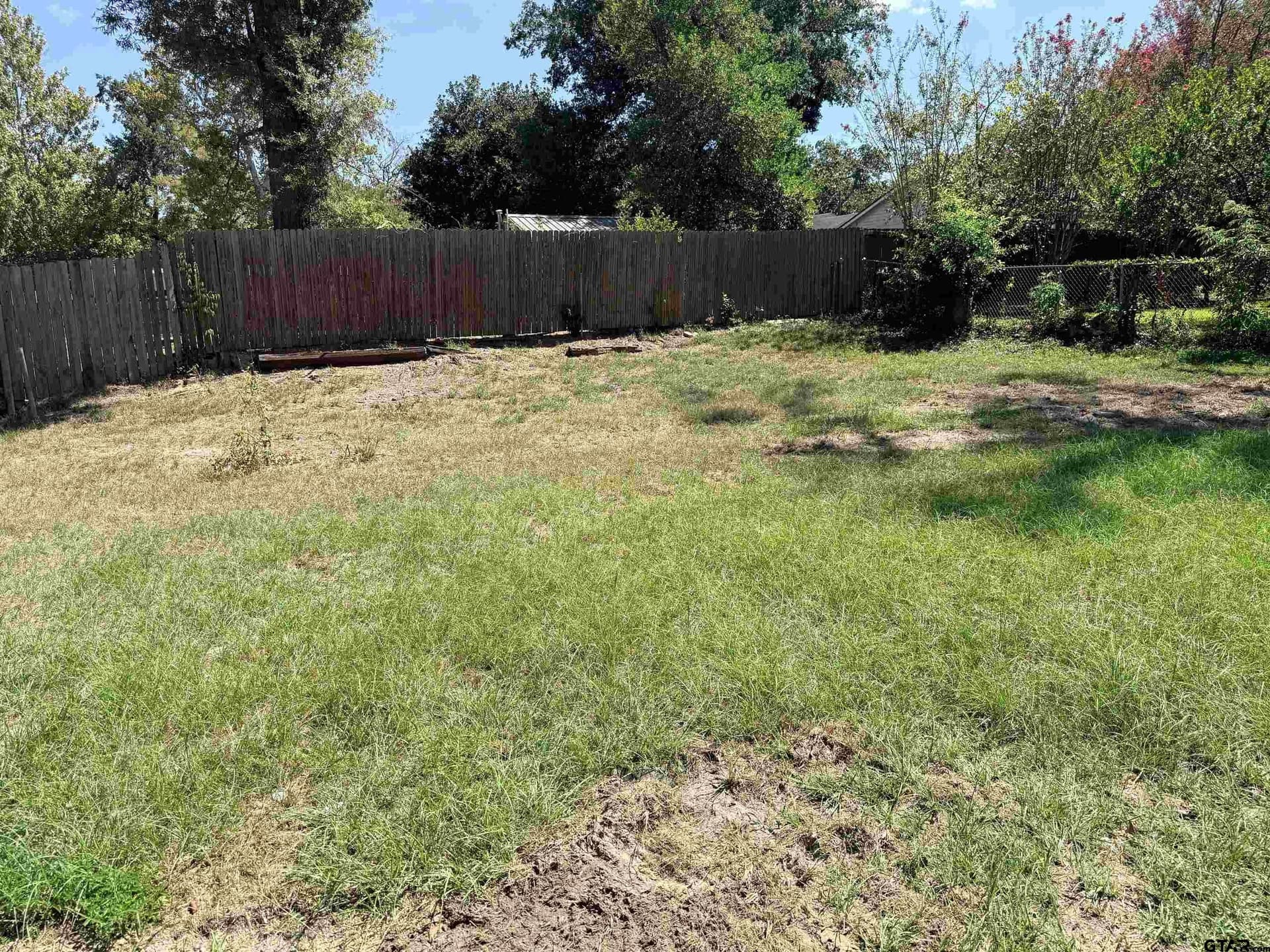 0.23 acres in Smith County - photo 5