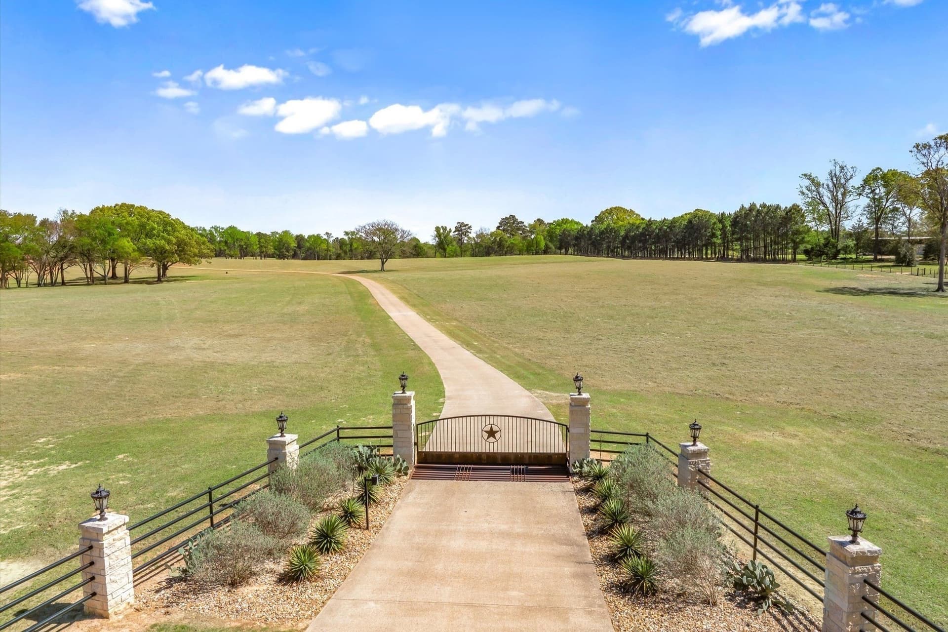 168.87 acres in Smith County gallery image 3