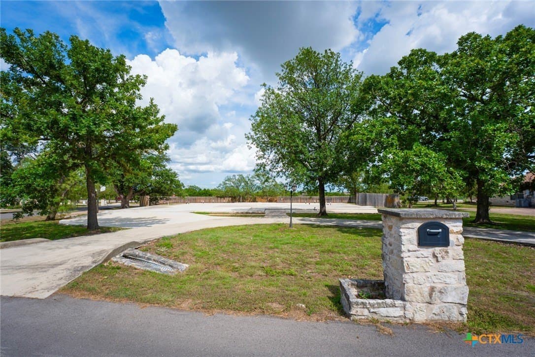 0.68 acres in Hays County - photo 9