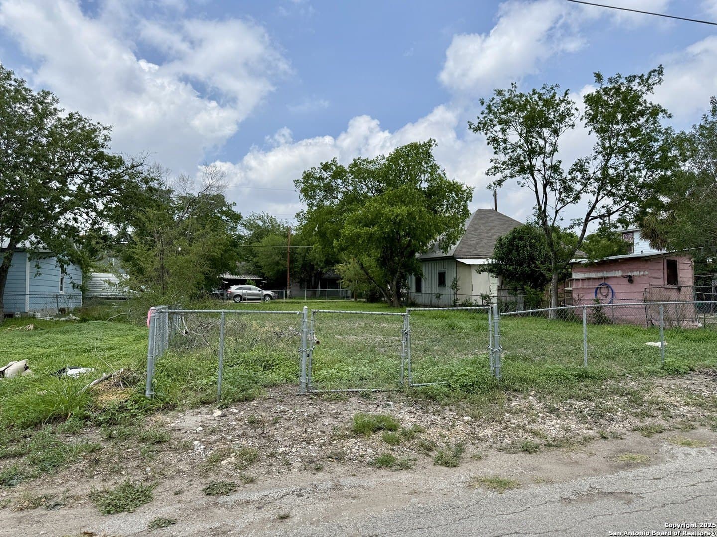 0.14 acres in Bexar County gallery image 2