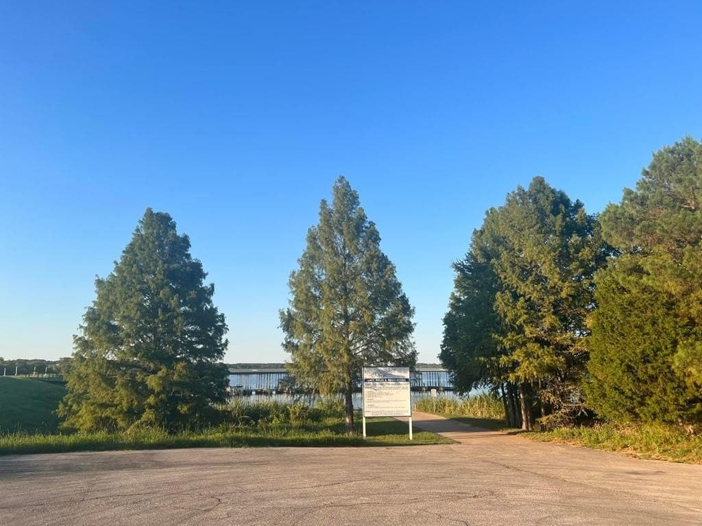 1.04 acres in Henderson County - photo 6