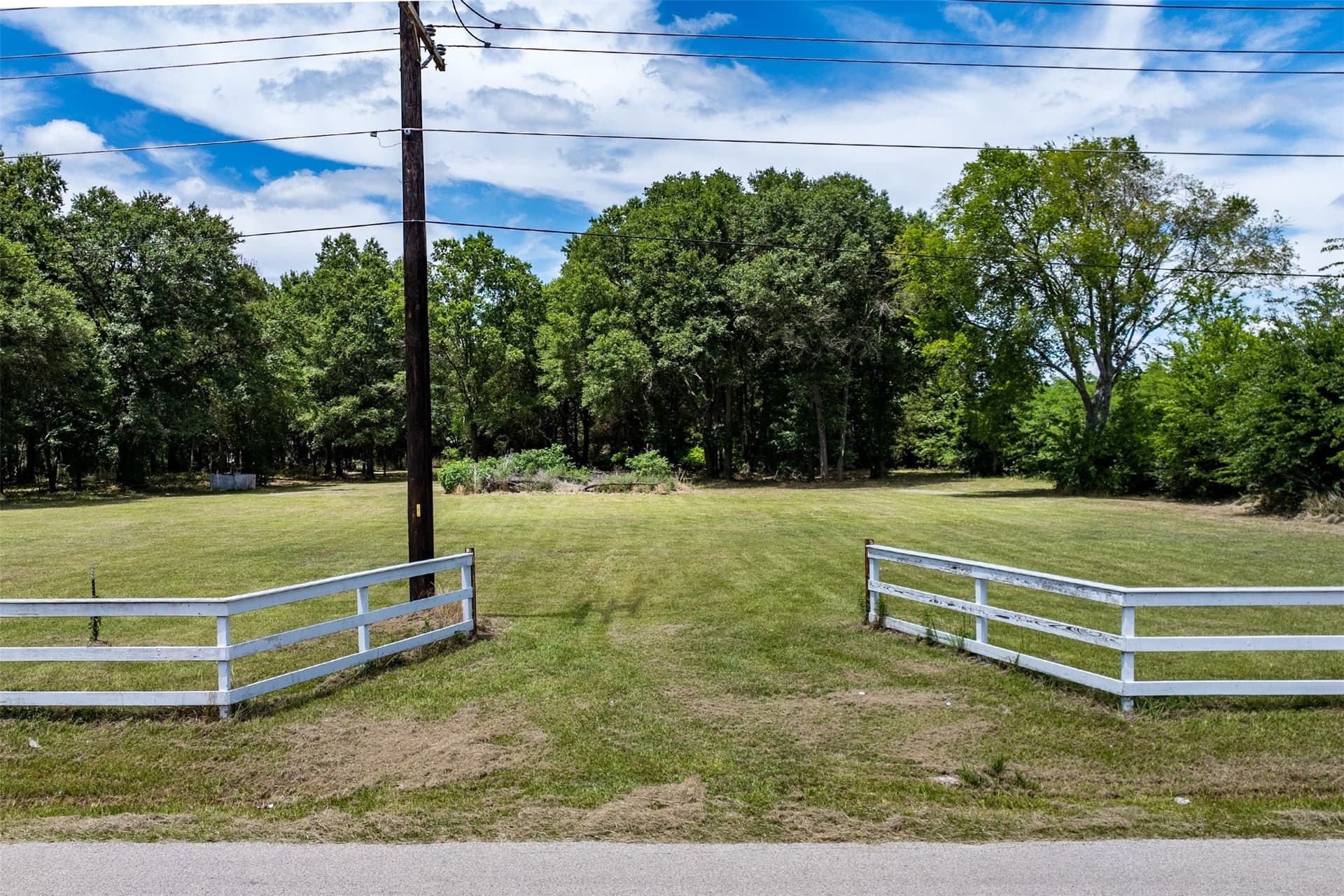 5.01 acres in Henderson County - photo 10