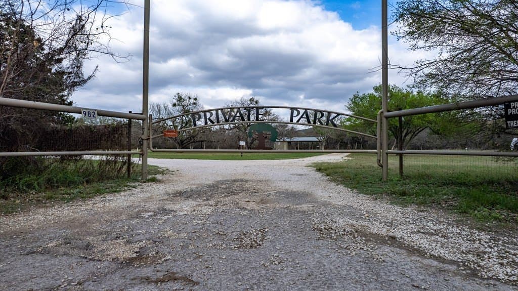 1 acres in Uvalde County - photo 27