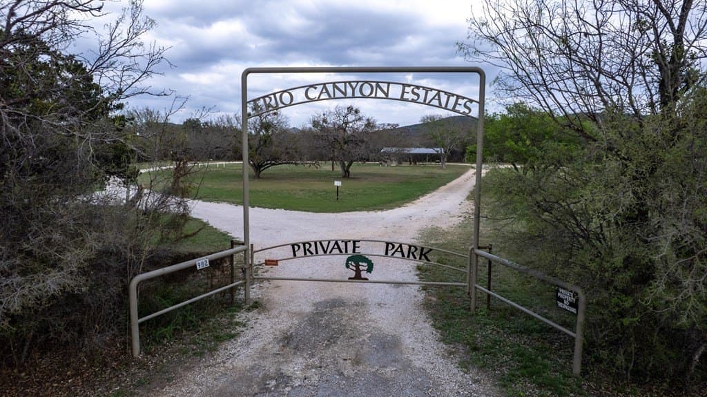 1 acres in Uvalde County - photo 28
