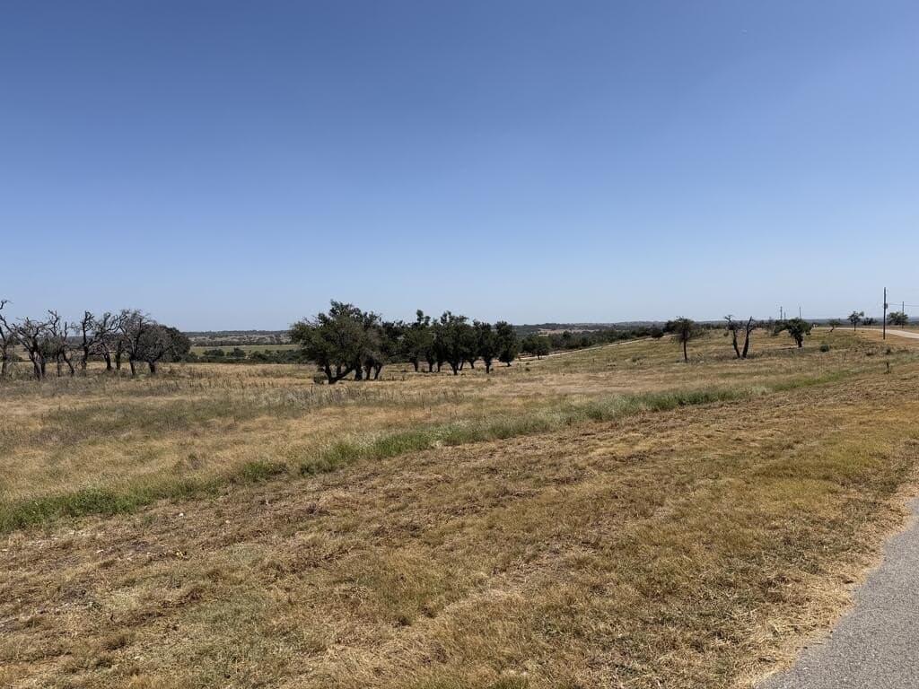 3.93 acres in Gillespie County - photo 8