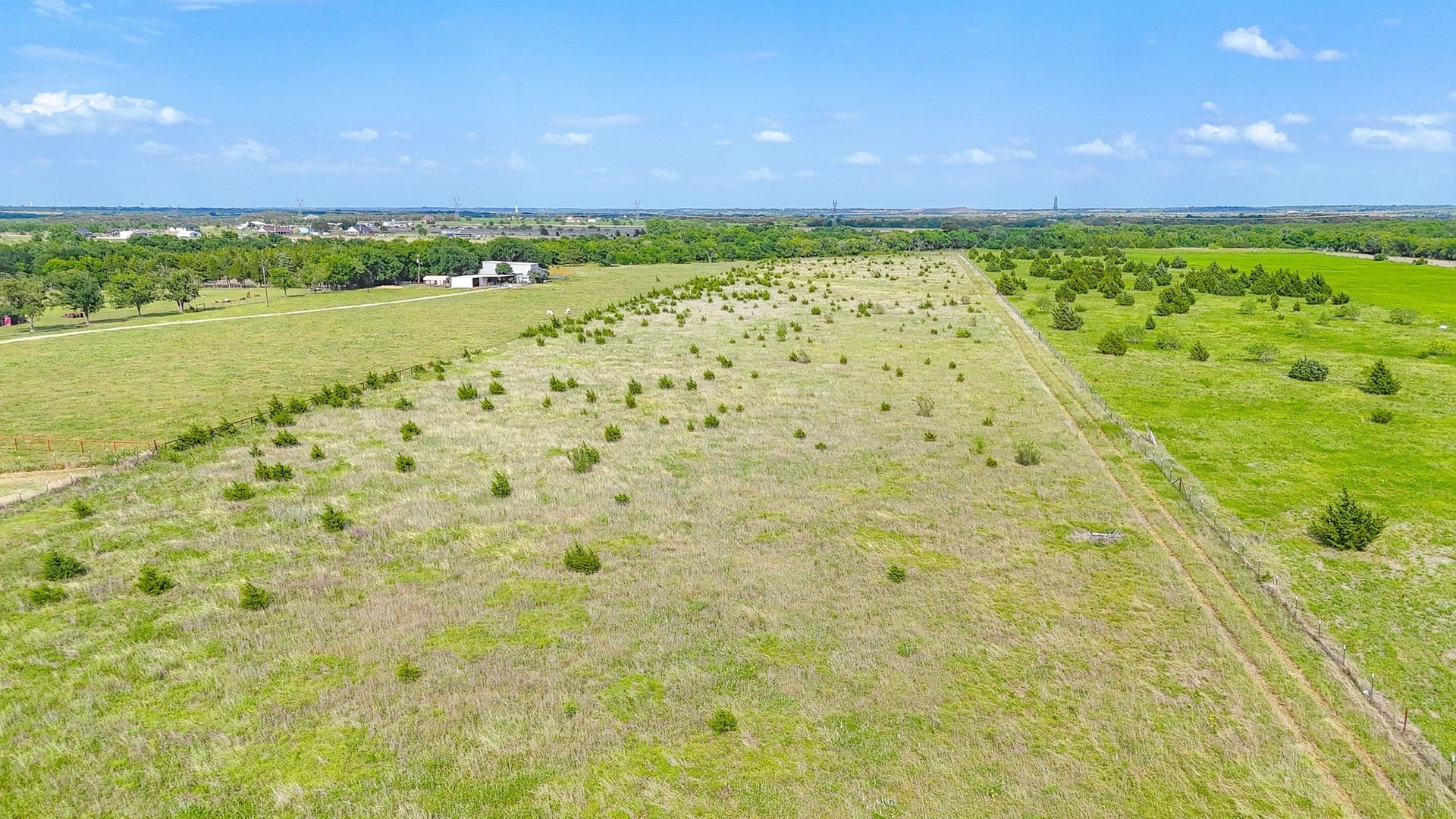 15.08 acres in Ellis County - photo 10