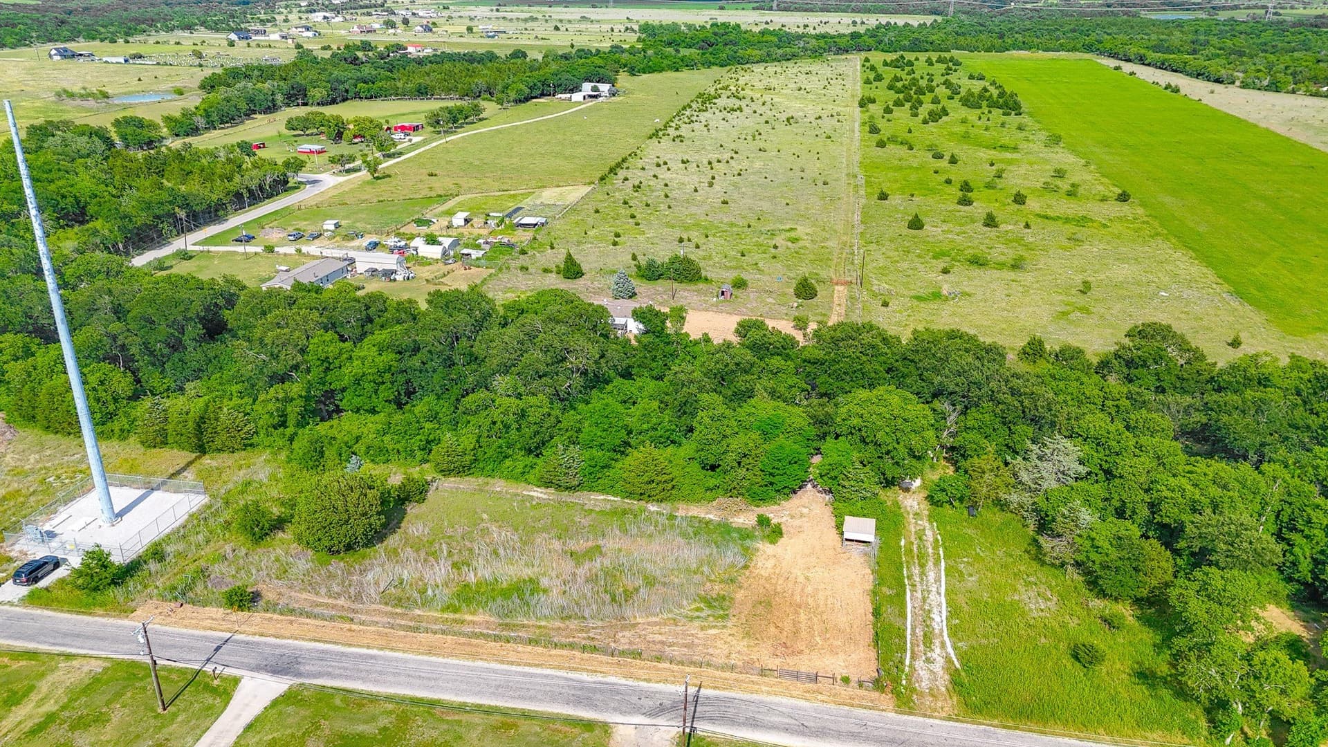 15.08 acres in Ellis County - photo 16