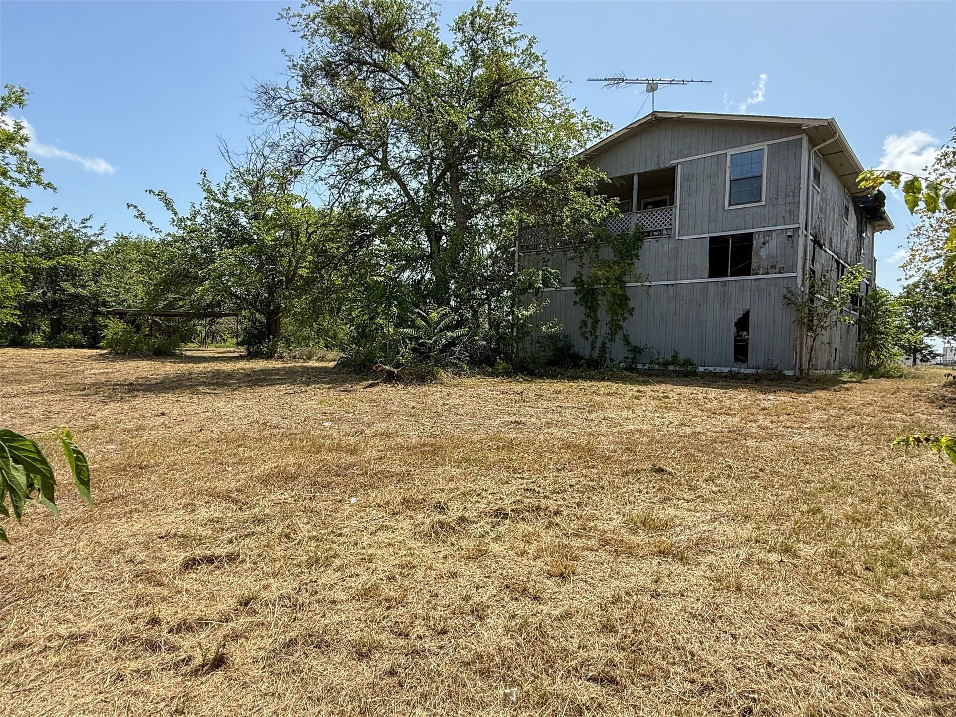 1 acres in Johnson County - photo 4