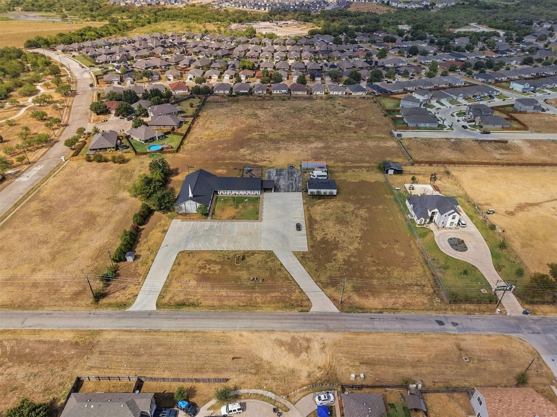 3.14 acres in Tarrant County - photo 4