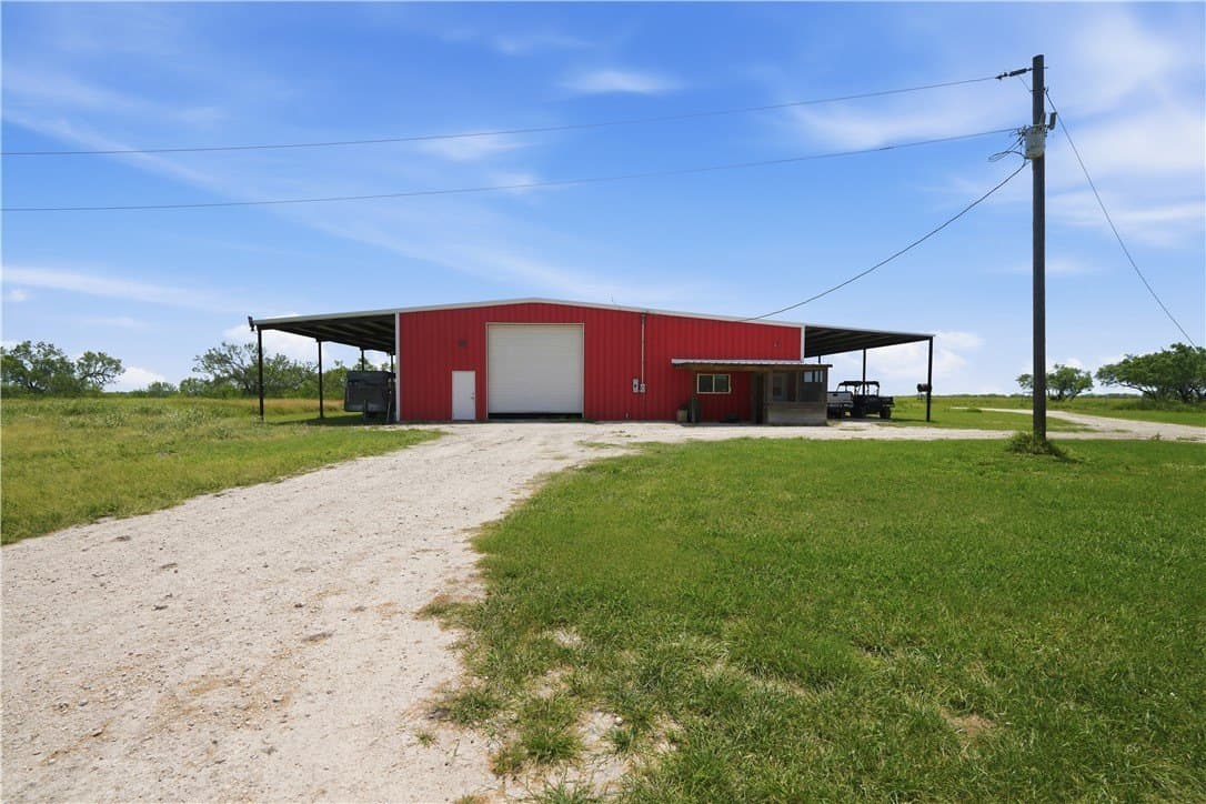 837.37 acres in Jim Wells County - photo 22