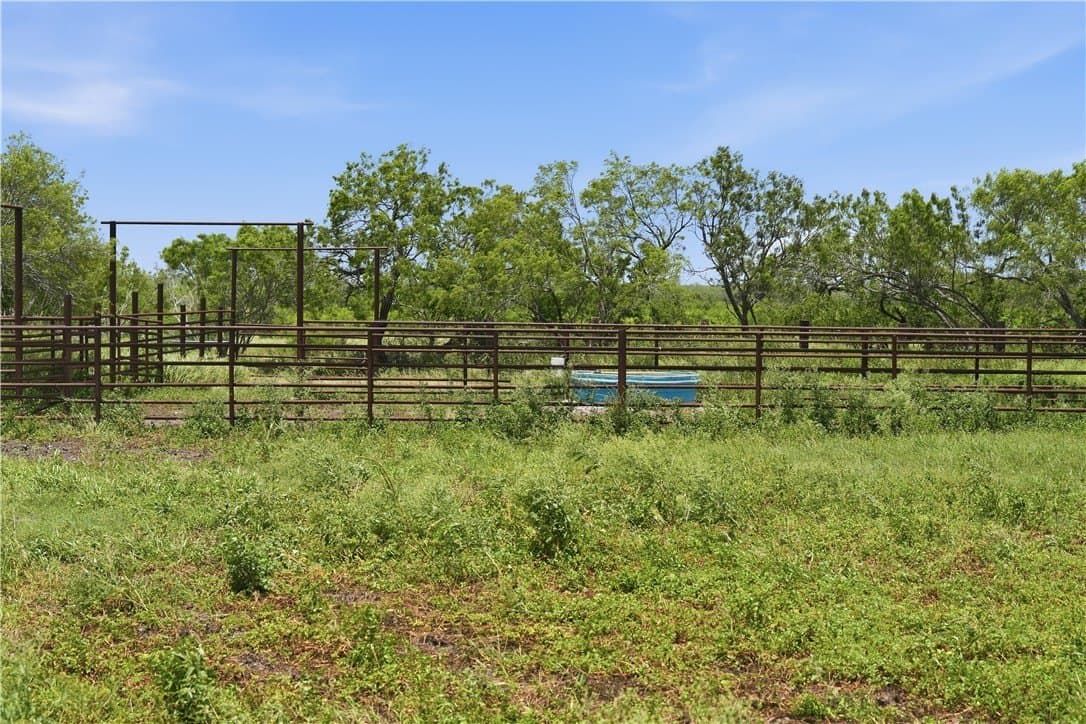 837.37 acres in Jim Wells County - photo 39