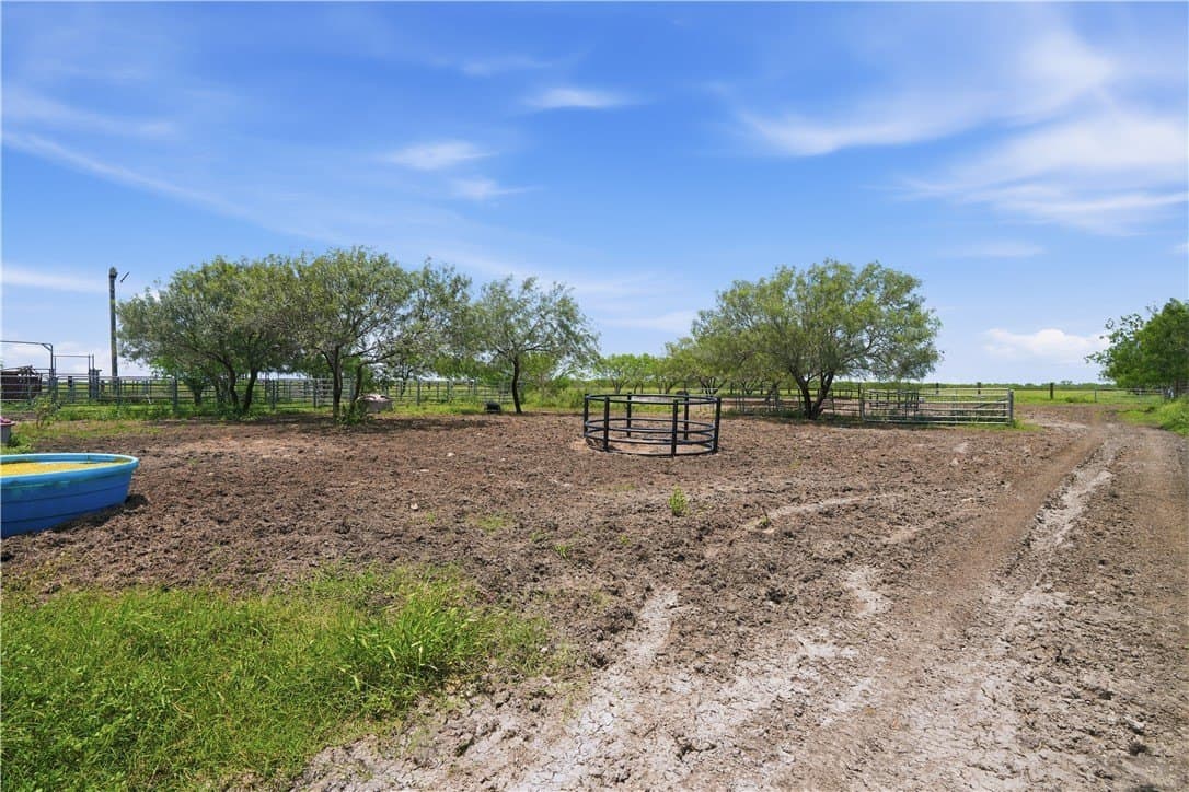 837.37 acres in Jim Wells County - photo 38