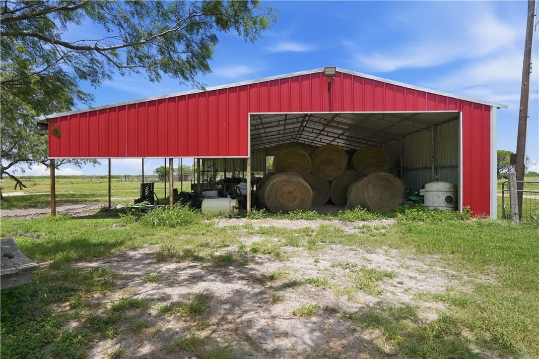 837.37 acres in Jim Wells County - photo 25
