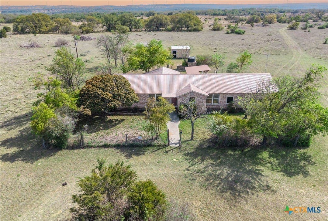 121 acres in Mills County - photo 10